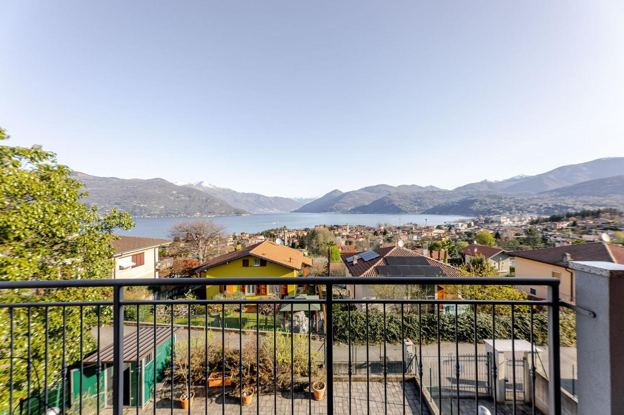 Casa Elena - Bella Vista Lago Germignaga Exterior foto